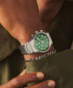 Timex Vintage|Stainless Steel*Q ® Falcon Eye Chronograph 40mm Stainless Steel Bracelet