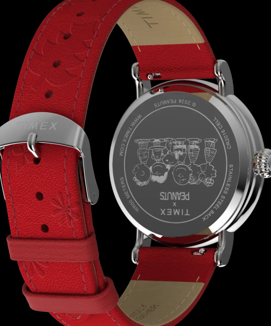 Timex Leather*x Peanuts Standard Snoopy Santa 40mm Leather Strap Watch